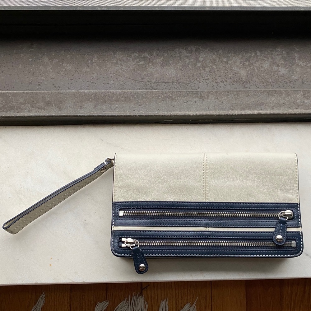 White leather Coach moto zipper clutch